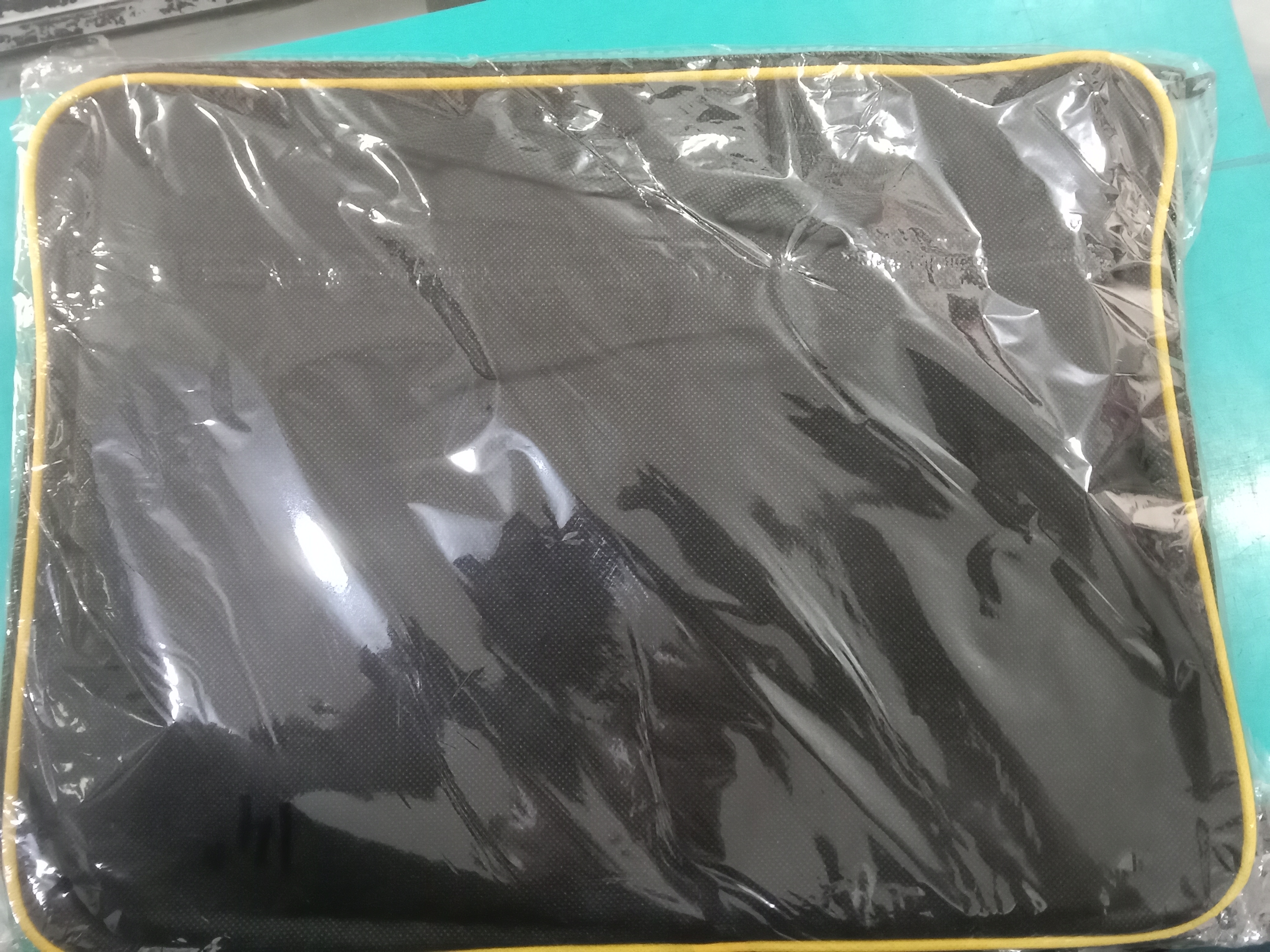 SOFTCASE LAPTOP 14"